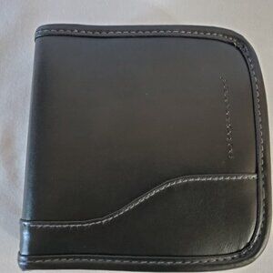 No Boundaries CD Wallet / Travel Case – (24) CD Capacity – Black